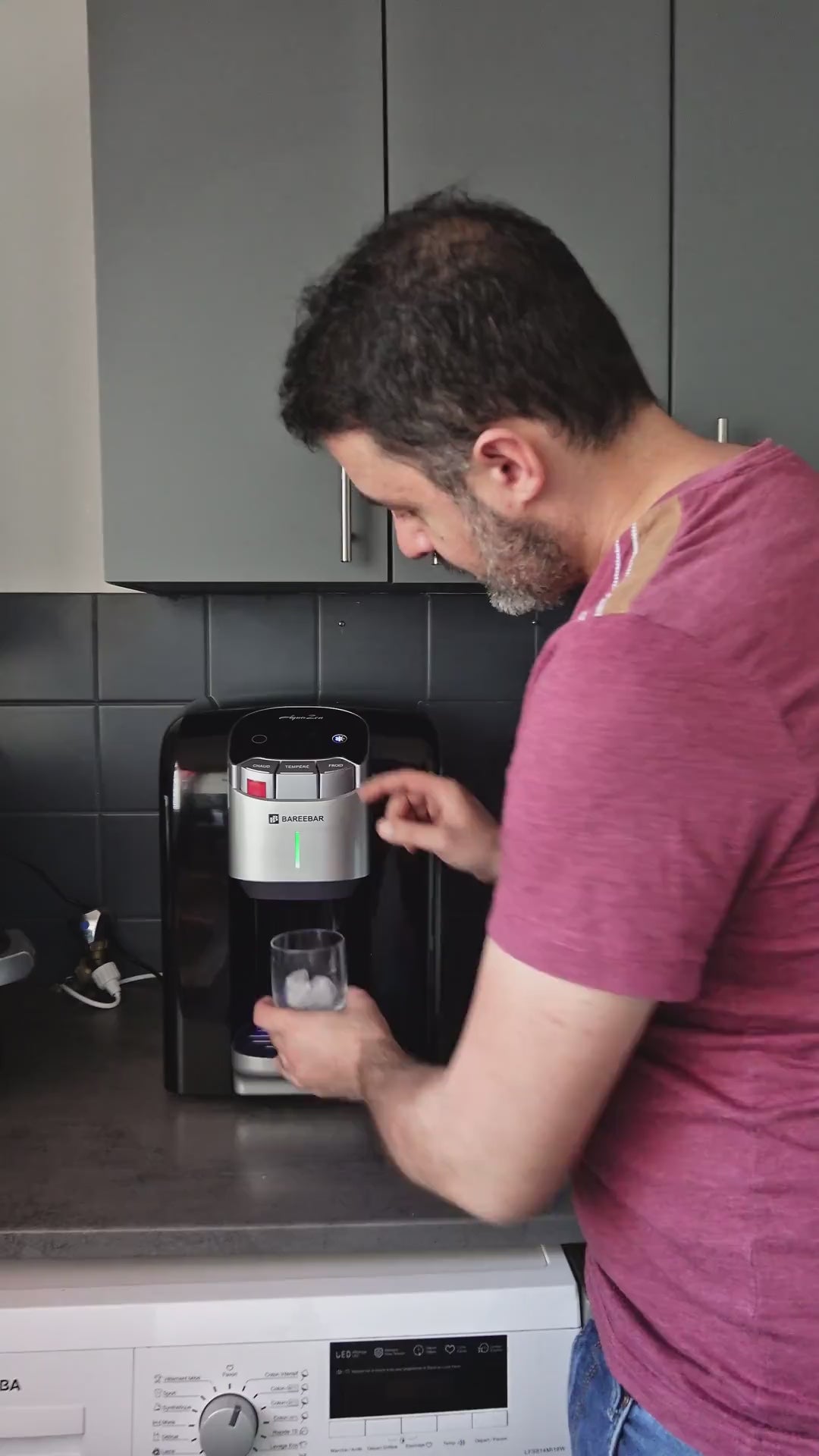 Charger la vidéo : Nova ONE | Fontaine à eau filtrante